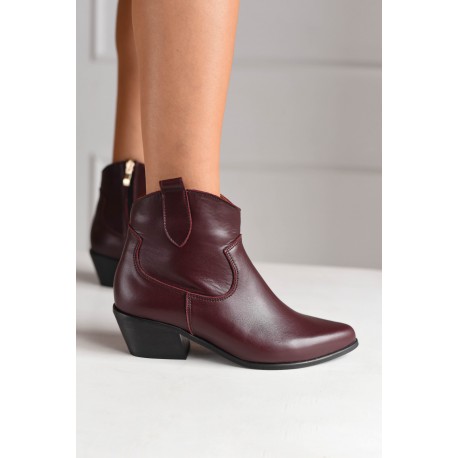 Bordowe kowbojki krótkie