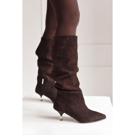 Czekoladowe kozaki na niskim obcasie